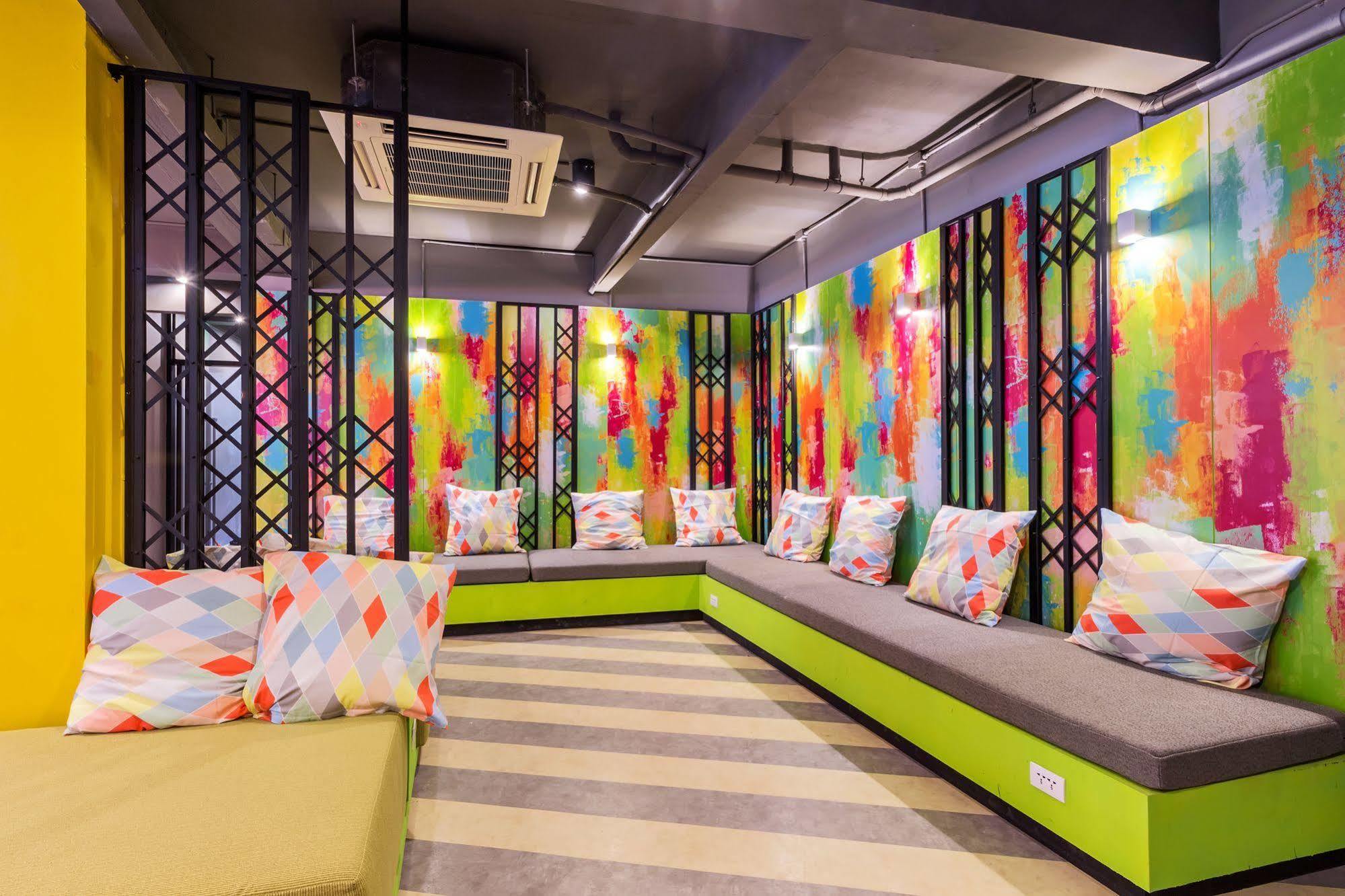 Hostel Isanook Female *
